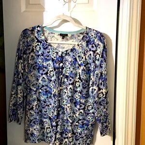 Talbots Women's Blue and White Floral Blouse